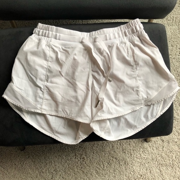 lululemon athletica Pants - Women's Lululemon White Hottie Hot Shorts